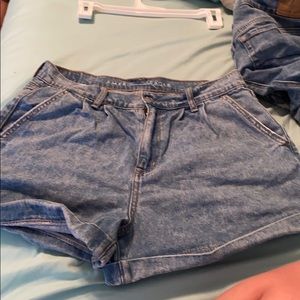 mom jean shorts